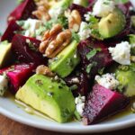 Salade Betterave, Avocat, Feta & Noix